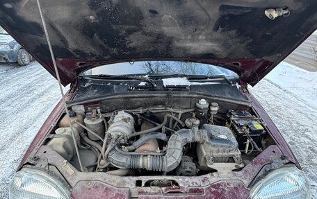 Chevrolet Niva I рестайлинг, 2004 год, 190 000 рублей, 9 фотография