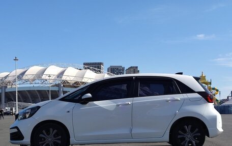 Honda Fit, 2022 год, 1 410 000 рублей, 7 фотография