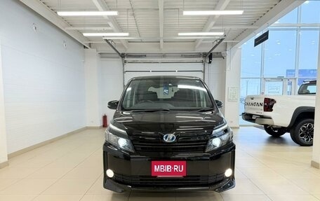 Toyota Voxy III, 2015 год, 1 999 000 рублей, 9 фотография