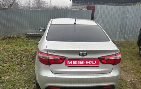 KIA Rio III рестайлинг, 2013 год, 950 000 рублей, 3 фотография