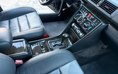 Mercedes-Benz E-Класс, 1994 год, 7 944 950 рублей, 11 фотография