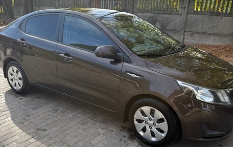 KIA Rio III рестайлинг, 2015 год, 1 100 000 рублей, 3 фотография