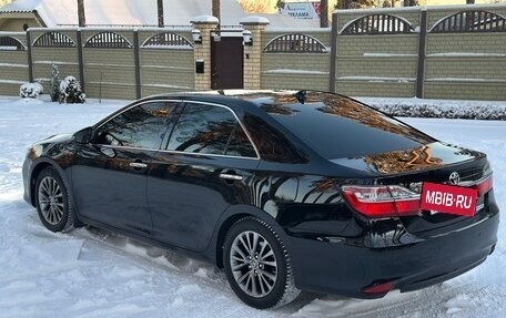 Toyota Camry, 2017 год, 2 450 000 рублей, 7 фотография