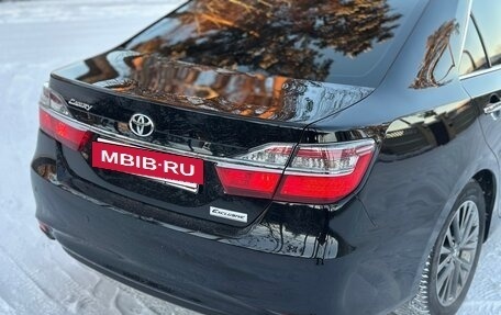 Toyota Camry, 2017 год, 2 450 000 рублей, 9 фотография