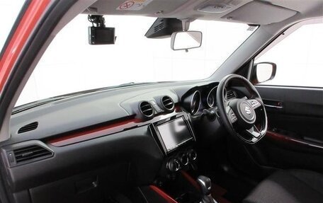 Suzuki Swift V, 2022 год, 1 085 000 рублей, 7 фотография