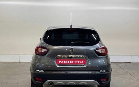 Renault Kaptur I рестайлинг, 2018 год, 1 618 000 рублей, 4 фотография