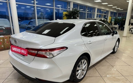 Toyota Camry, 2021 год, 3 030 000 рублей, 3 фотография