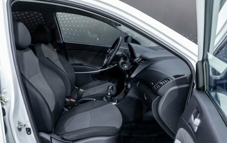 Hyundai Solaris II рестайлинг, 2013 год, 800 000 рублей, 20 фотография