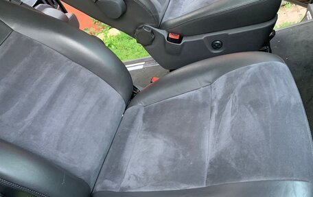 Volkswagen Multivan T5, 2012 год, 2 650 000 рублей, 21 фотография