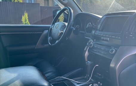 Toyota Land Cruiser 200, 2011 год, 3 800 000 рублей, 14 фотография