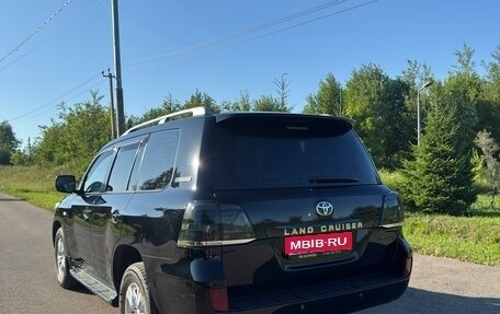 Toyota Land Cruiser 200, 2011 год, 3 800 000 рублей, 8 фотография