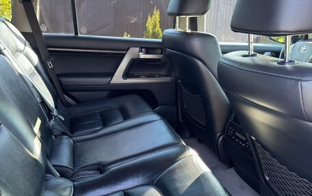 Toyota Land Cruiser 200, 2011 год, 3 800 000 рублей, 22 фотография
