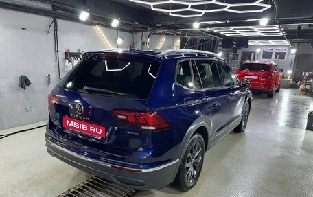 Volkswagen Tiguan II, 2022 год, 2 800 000 рублей, 5 фотография