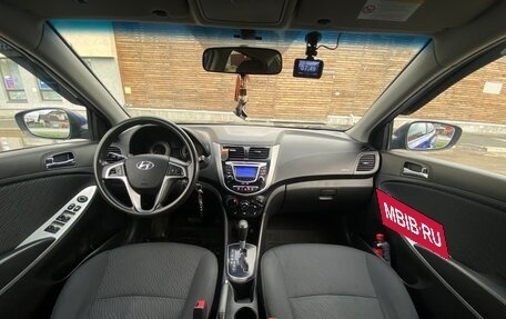 Hyundai Solaris II рестайлинг, 2011 год, 750 000 рублей, 11 фотография