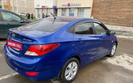 Hyundai Solaris II рестайлинг, 2011 год, 750 000 рублей, 6 фотография