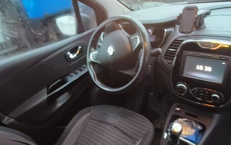 Renault Kaptur I рестайлинг, 2017 год, 1 499 999 рублей, 7 фотография