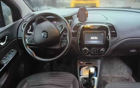 Renault Kaptur I рестайлинг, 2017 год, 1 499 999 рублей, 6 фотография