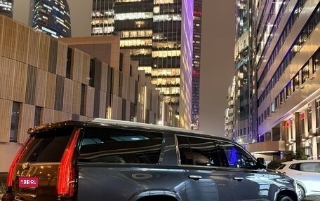 Cadillac Escalade IV, 2016 год, 4 200 000 рублей, 1 фотография