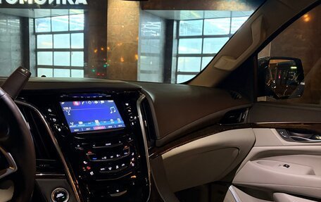 Cadillac Escalade IV, 2016 год, 4 200 000 рублей, 7 фотография