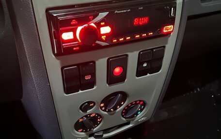 Renault Logan I, 2007 год, 250 000 рублей, 6 фотография