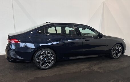 BMW 5 серия, 2025 год, 8 500 000 рублей, 4 фотография