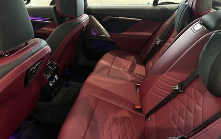 BMW 5 серия, 2025 год, 8 500 000 рублей, 10 фотография