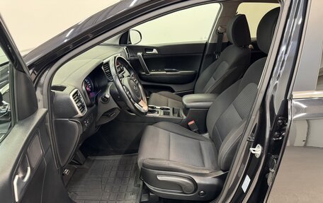 KIA Sportage IV рестайлинг, 2020 год, 1 890 000 рублей, 12 фотография