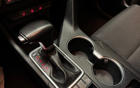 KIA Sportage IV рестайлинг, 2020 год, 1 890 000 рублей, 17 фотография