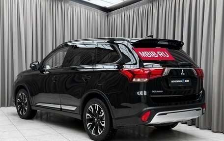 Mitsubishi Outlander III рестайлинг 3, 2022 год, 2 850 000 рублей, 6 фотография