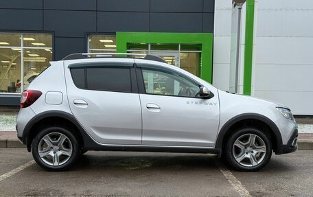 Renault Sandero II рестайлинг, 2020 год, 1 399 000 рублей, 4 фотография