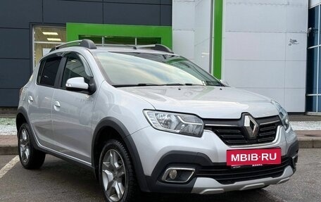 Renault Sandero II рестайлинг, 2020 год, 1 399 000 рублей, 3 фотография