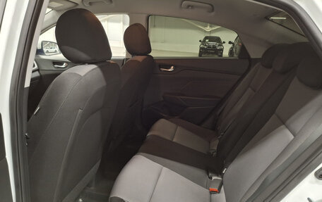 Hyundai Solaris II рестайлинг, 2017 год, 1 349 950 рублей, 15 фотография