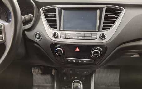 Hyundai Solaris II рестайлинг, 2017 год, 1 349 950 рублей, 18 фотография