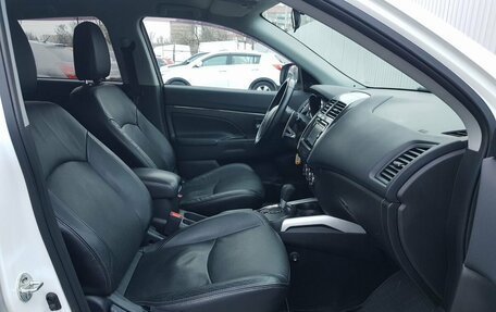 Mitsubishi ASX I рестайлинг, 2013 год, 1 299 000 рублей, 17 фотография