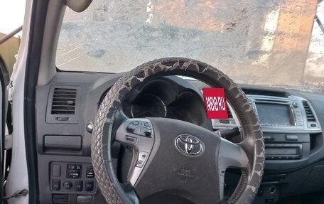 Toyota Hilux VII, 2013 год, 720 000 рублей, 10 фотография