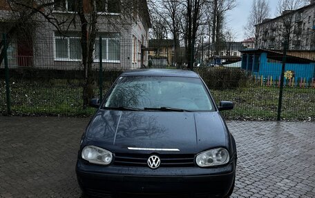 Volkswagen Golf IV, 1998 год, 110 000 рублей, 1 фотография