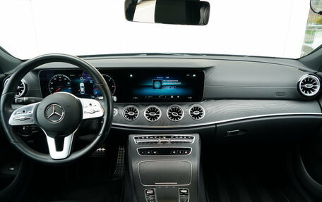 Mercedes-Benz CLS, 2021 год, 6 490 000 рублей, 10 фотография