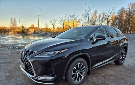 Lexus RX IV рестайлинг, 2020 год, 5 300 000 рублей, 2 фотография