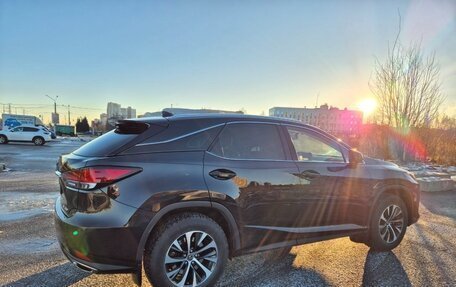 Lexus RX IV рестайлинг, 2020 год, 5 300 000 рублей, 7 фотография