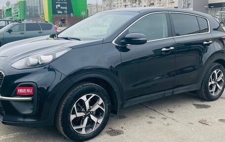 KIA Sportage IV рестайлинг, 2021 год, 2 499 000 рублей, 6 фотография