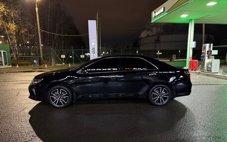 Toyota Camry, 2018 год, 2 350 000 рублей, 11 фотография