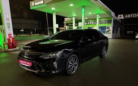 Toyota Camry, 2018 год, 2 350 000 рублей, 9 фотография
