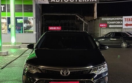Toyota Camry, 2018 год, 2 350 000 рублей, 2 фотография