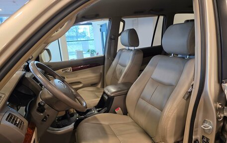 Toyota Land Cruiser Prado 120 рестайлинг, 2007 год, 3 500 000 рублей, 12 фотография