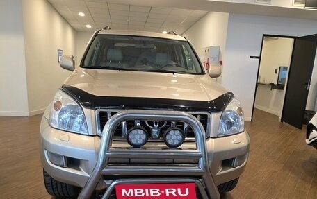 Toyota Land Cruiser Prado 120 рестайлинг, 2007 год, 3 500 000 рублей, 6 фотография