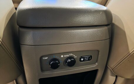 Toyota Land Cruiser Prado 120 рестайлинг, 2007 год, 3 500 000 рублей, 21 фотография