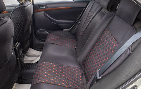 Toyota Avensis III рестайлинг, 2006 год, 879 000 рублей, 24 фотография