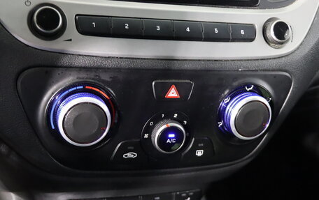 Hyundai Solaris II рестайлинг, 2018 год, 1 099 990 рублей, 18 фотография