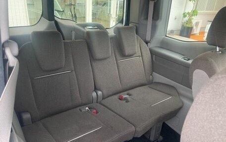 Honda Stepwgn IV, 2017 год, 1 450 000 рублей, 16 фотография