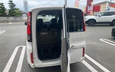 Honda Stepwgn IV, 2017 год, 1 450 000 рублей, 10 фотография